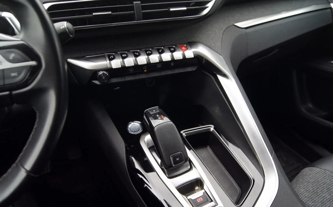 Peugeot 5008 cena 94900 przebieg: 121959, rok produkcji 2019 z Biała Piska małe 704